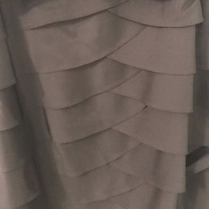 Very pretty knee length dress!